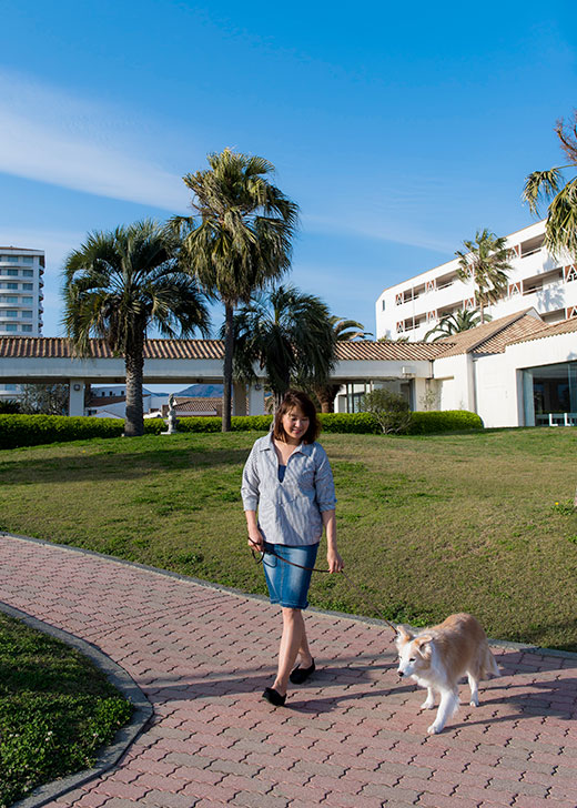 南国風の館内を散歩